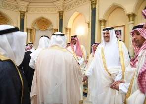 سمو أمير منطقة المدينة المنورة يستقبل المهنئين بعيد الفطر المبارك